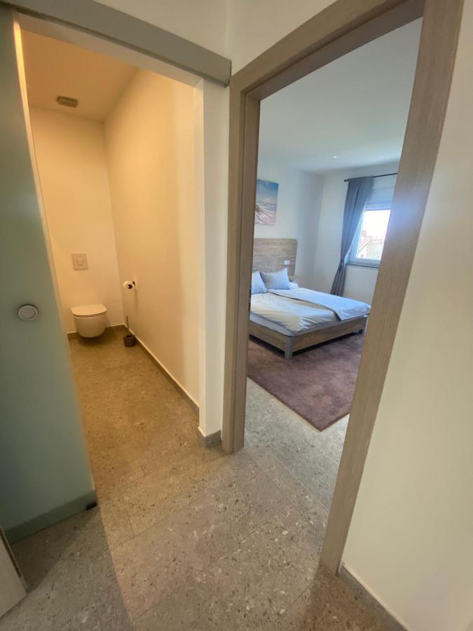 Apartmani Kumenat ビオグラード・ナ・モル エクステリア 写真