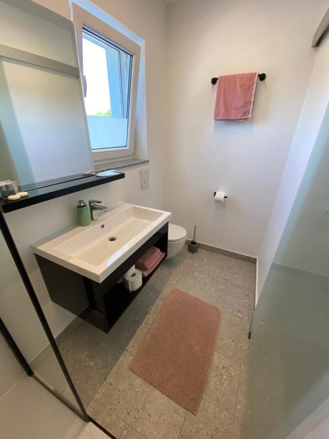 Apartmani Kumenat ビオグラード・ナ・モル エクステリア 写真